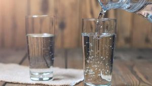 Ley del Vaso de Agua - Avanza Ley del Vaso de Agua: Agua Gratis Obligatoria en Restaurantes