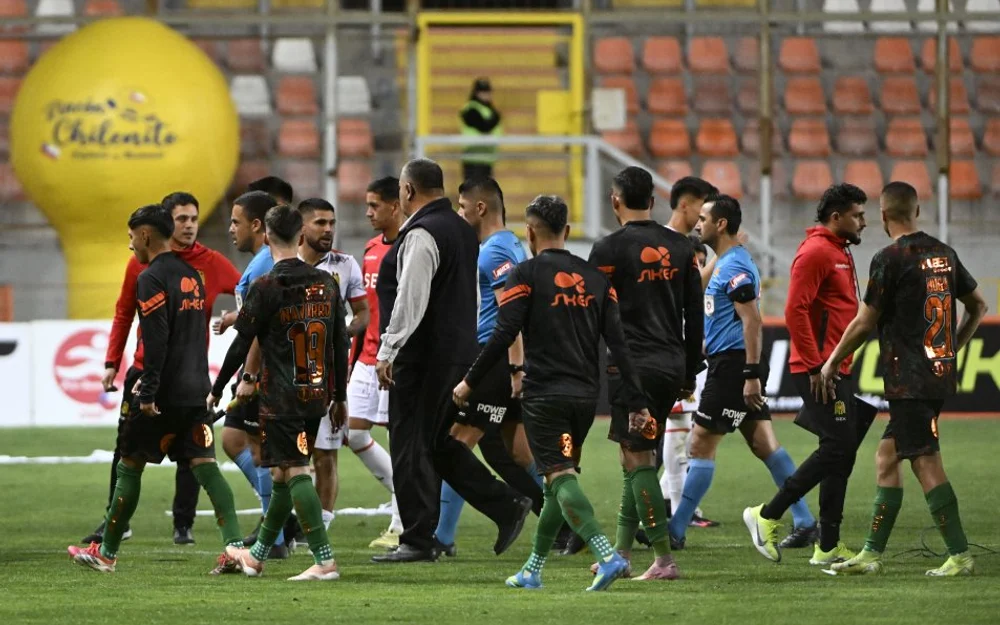 Ascenso: Unión Española acabó con el invicto de Cobreloa en Calama