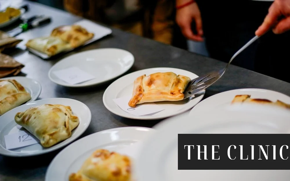 La mejor empanada de pino de Santiago está en La Florida: Cronistas gastronómicos dan a conocer su veredicto