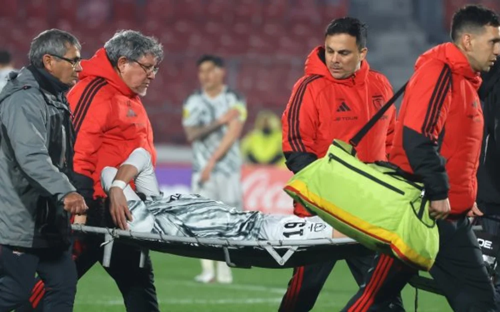 Maxi Romero sufrió lesión de rodilla y quedó descartado para el duelo ante Audax