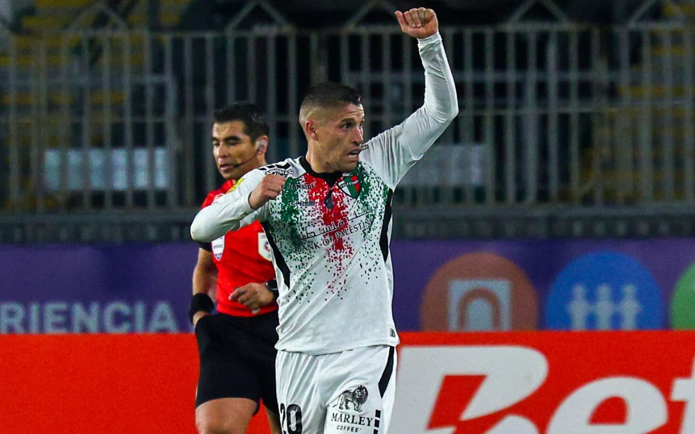 Gonzalo Tapia le entregó el tardío triunfo a Palestino en su visita a O'Higgins en Rancagua