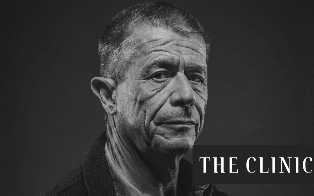 Emmanuel Carrère vuelve a Chile: el consagrado escritor francés que convirtió su vida en literatura visitará el país en octubre