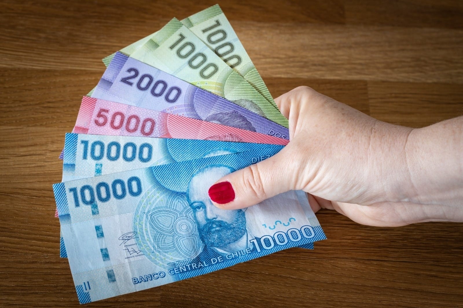 Anuncian fechas de pagos mensuales del Bono Mujer Trabajadora 2025: ¿Qué días recibirás el dinero?