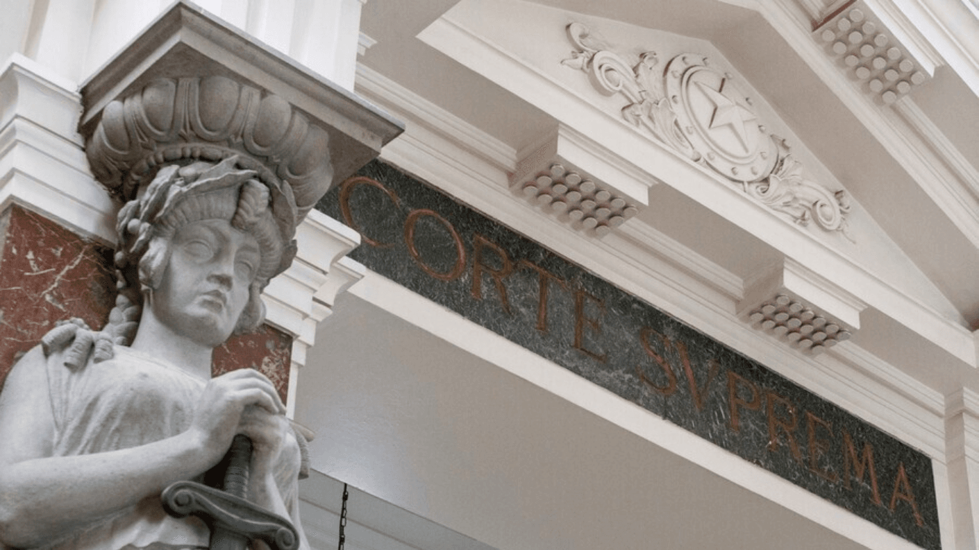 Estudiante de Derecho engaña a la PDI: ¿Héroe o imprudente?