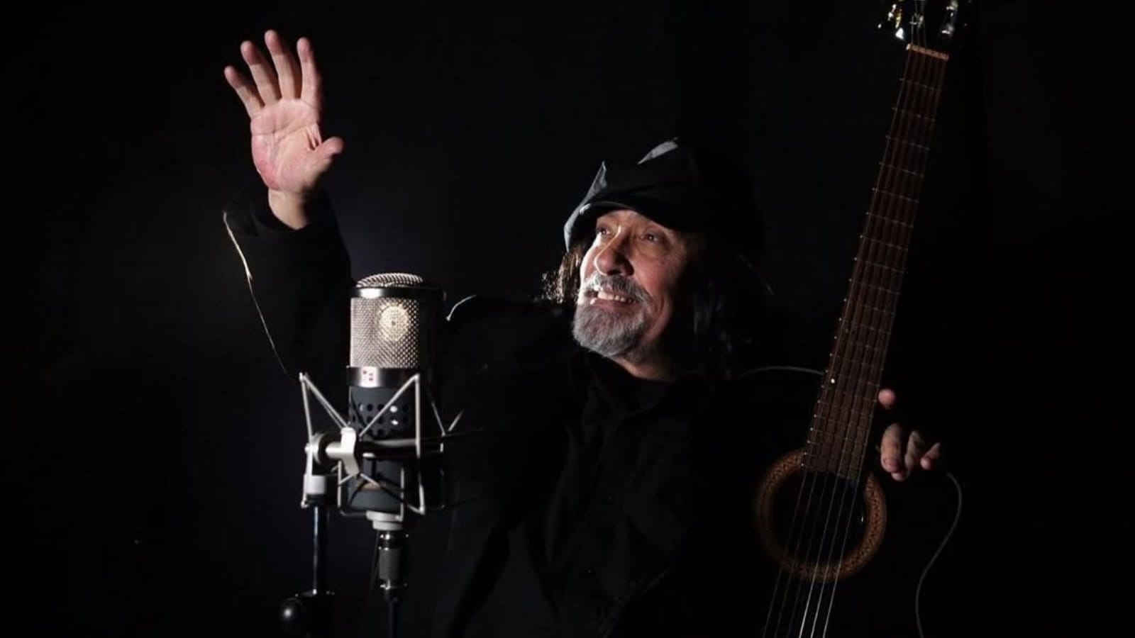 "Disfrutaste como nadie": figuras del espectáculo despiden a Miguel 'Negro' Piñera