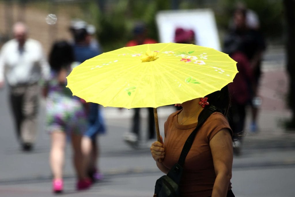 ¡Saca tu mejor jugada! Olas de calor desafían a atletas