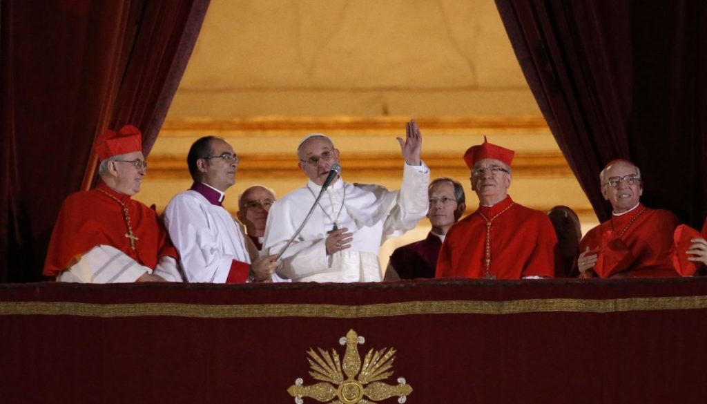Arzobispo Chomalí, Único Chileno con Voto en Cónclave Papal