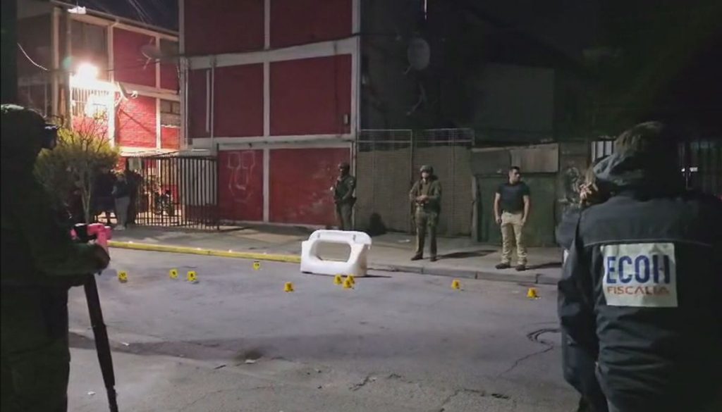 Incidentes en Quilicura: Hombre es Asesinado Viendo Fútbol en Vía