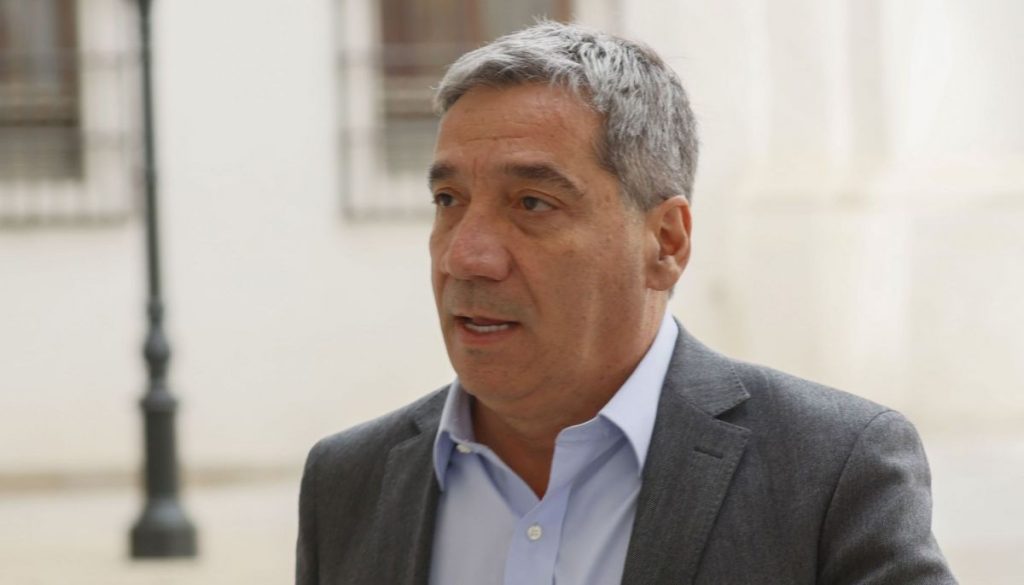 Acusación Constitucional contra Gonzalo Durán: Oposición Exige su Destitución tras Incidentes en Estadio Monumental