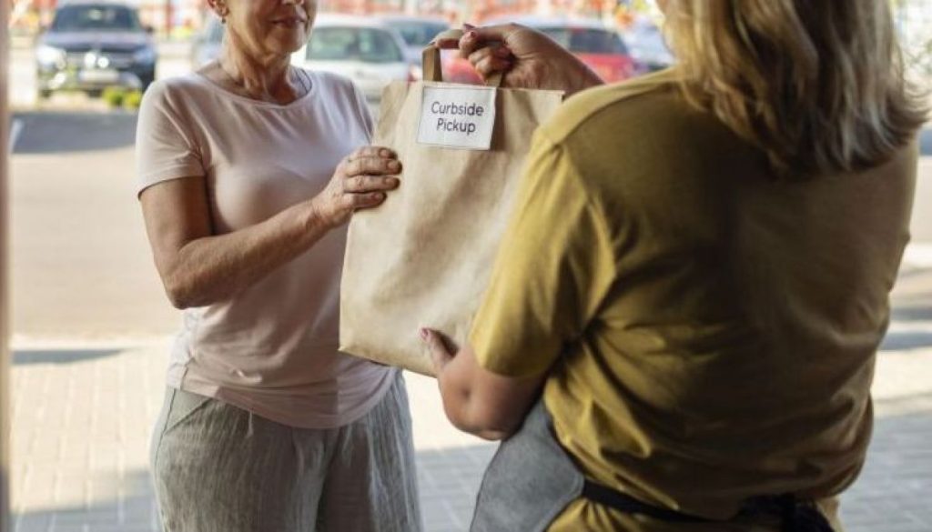Retiro Gratis en Tiendas? Amdr y Sernac en Debate sobre Gratuidad