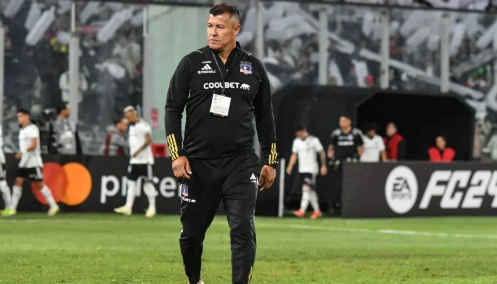 Jorge Almirón Mantiene Calma ante Incierto Futuro en Colo Colo