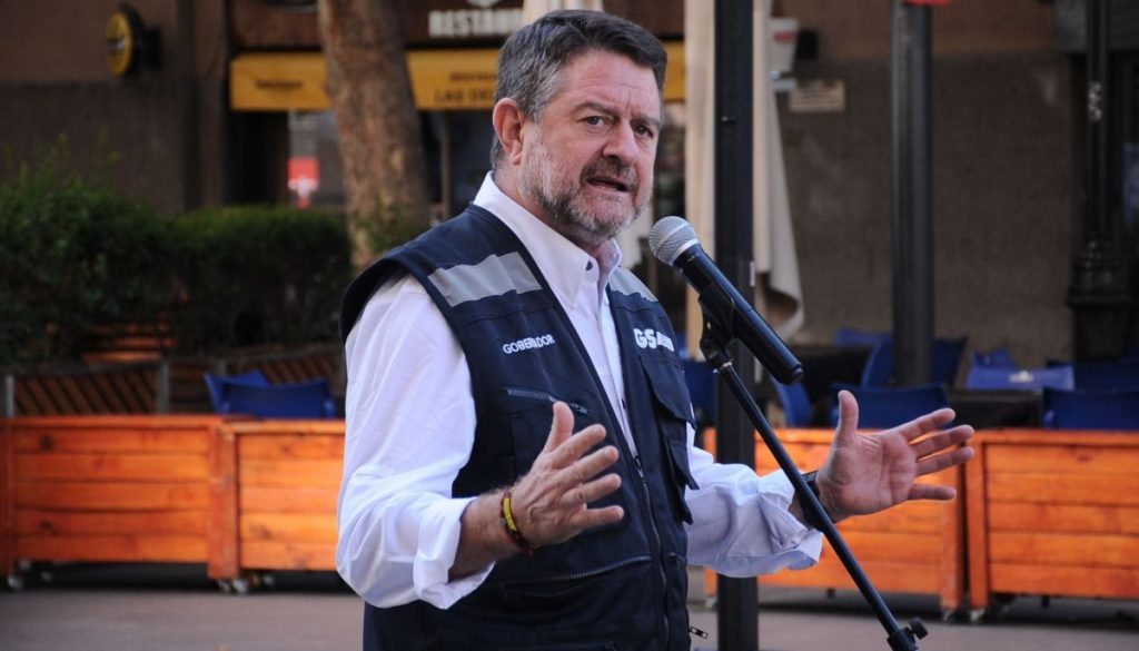 Claudio Orrego Defiende Gestión de Procultura ante Críticas