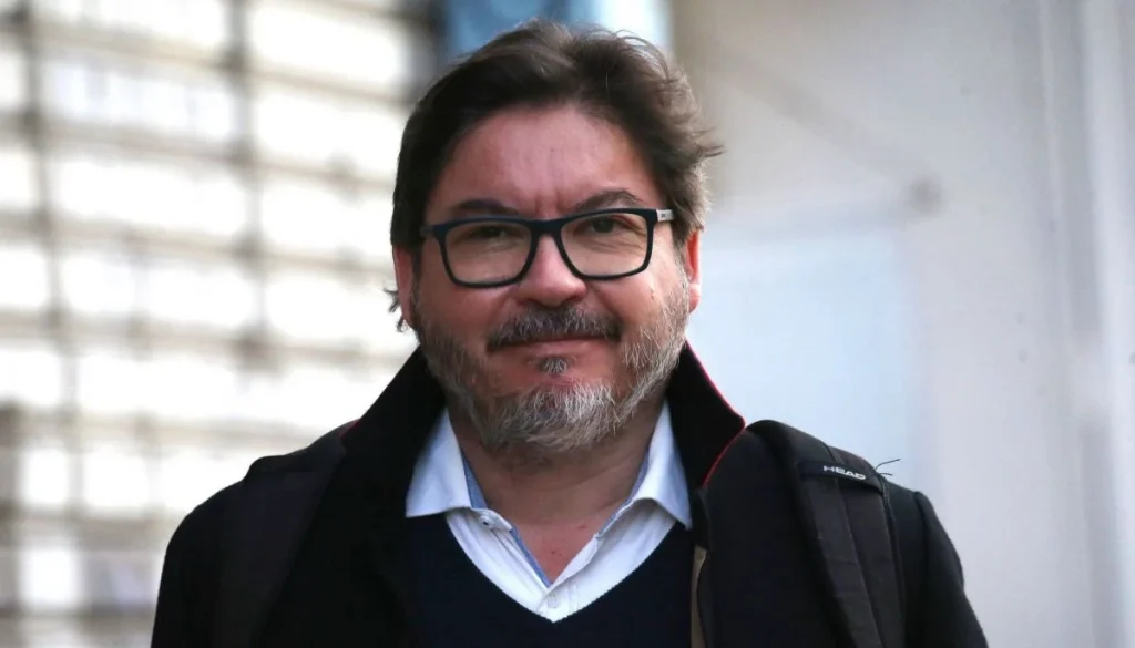 Marcos Barraza y la Polémica de Su Licencia Médica en México