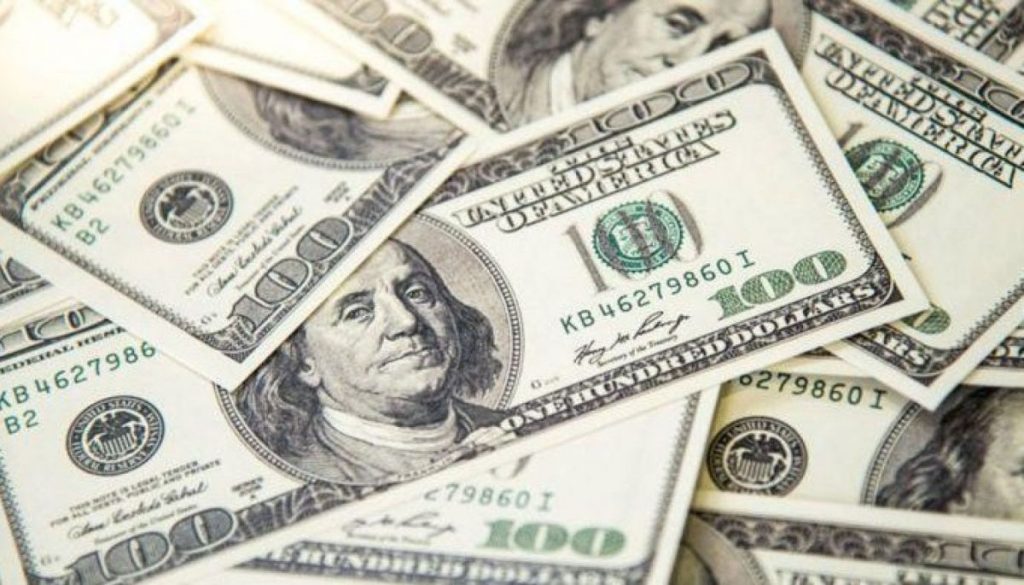 Polémica por Abusos en el Cambio de Dólar en Aeropuertos Chilenos