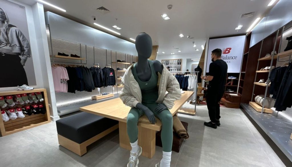New Balance Inaugura Tienda Exclusiva en Chile: Solo Hay 8 en el Mundo