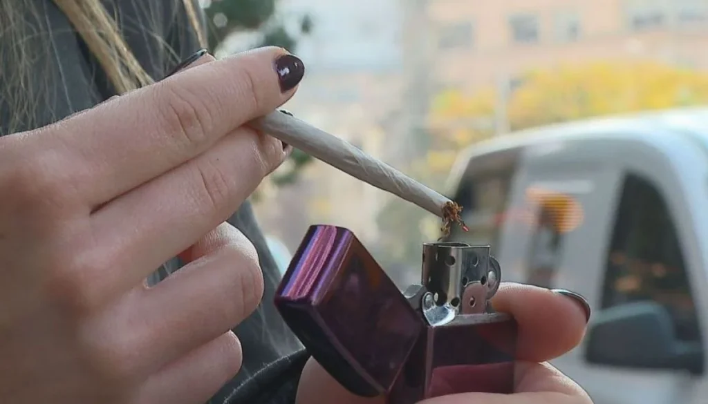 Chile Enfrenta Alarmante Número de Muertes Diarias por Tabaco