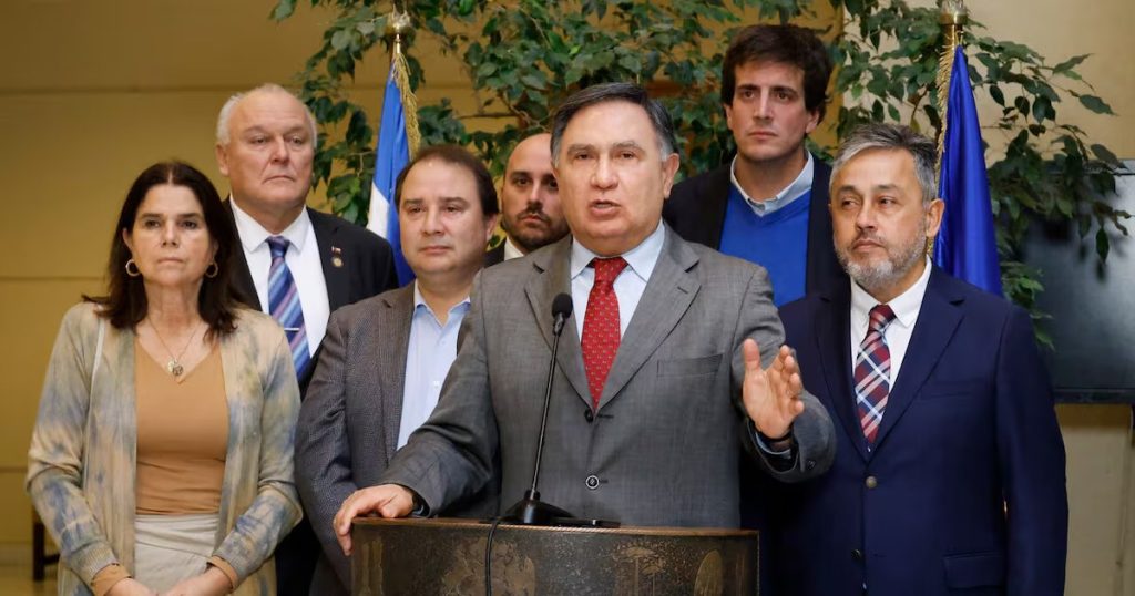 Controversia por Designación de Jorge Baradit en Valparaíso