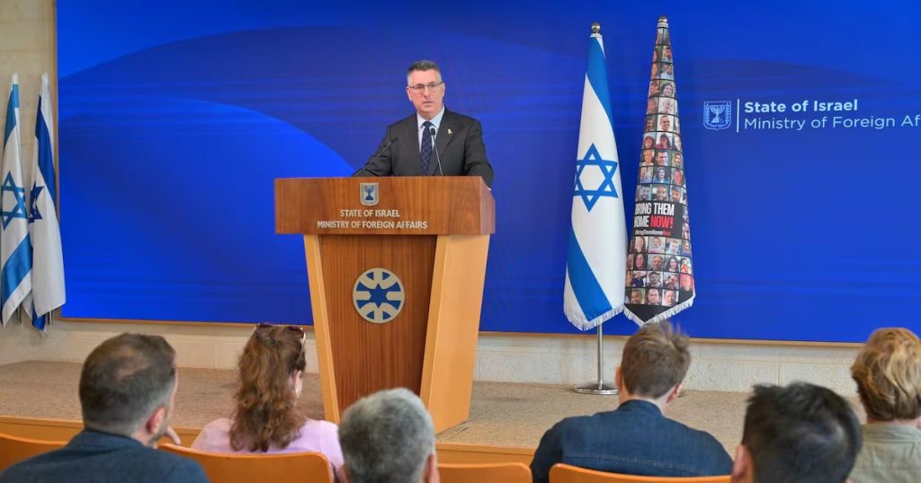 Ataques Israelíes Retrasan Arma Nuclear Iraní, dice Canciller