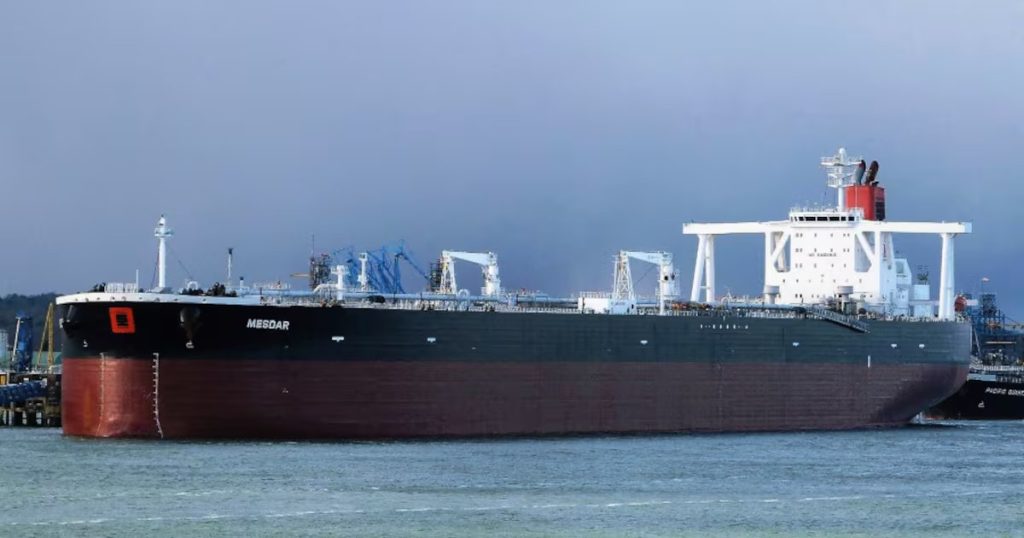 Irán Evalúa Cierre del Estrecho de Ormuz tras Tensión con EE.UU.