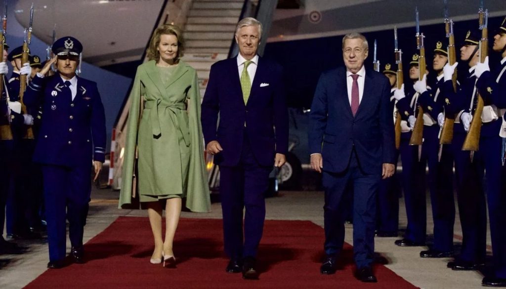 Reyes Belgas en Chile: Visita Histórica Impulsa Ciencia y Comercio