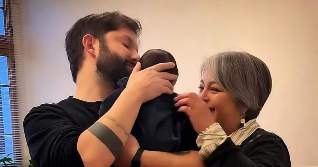 Jeannette Jara y Boric: Unidad y Enfoque Regional en 2025