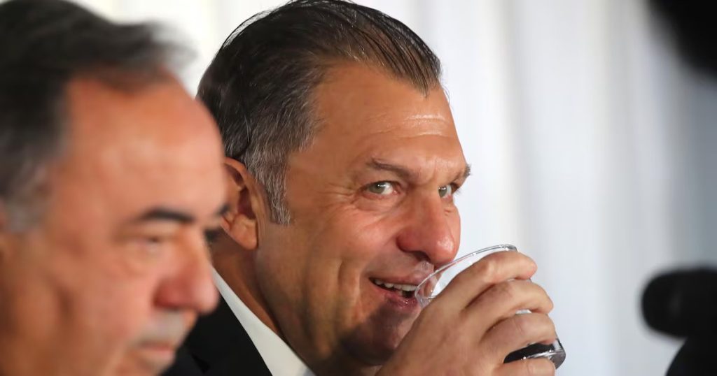 Blanco y Negro enfrenta decisiones críticas sobre Aníbal Mosa