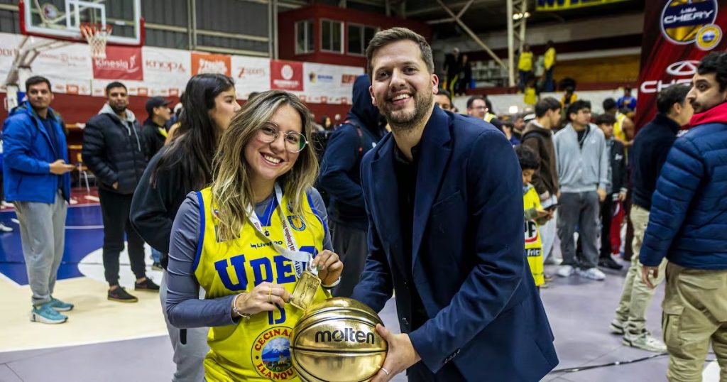 Santiago Gómez y el Triunfo de la Universidad de Concepción