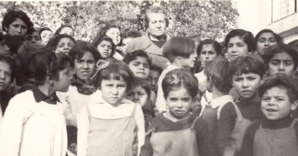 Miradas Innovadoras de Gabriela Mistral sobre la Educación