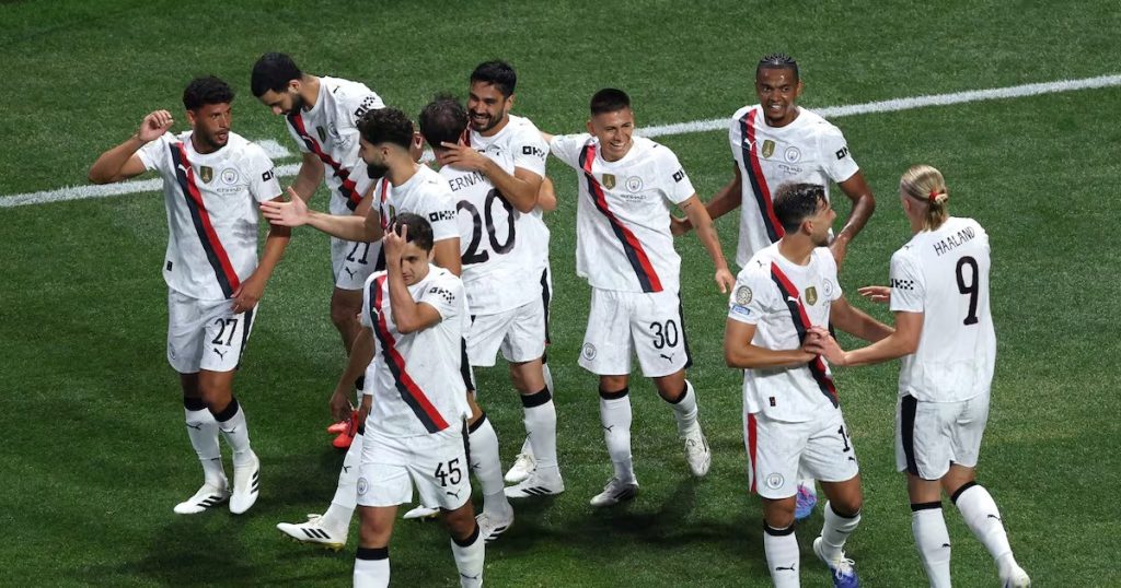 Manchester City enfrenta a Al Hilal por pase crucial en Mundial