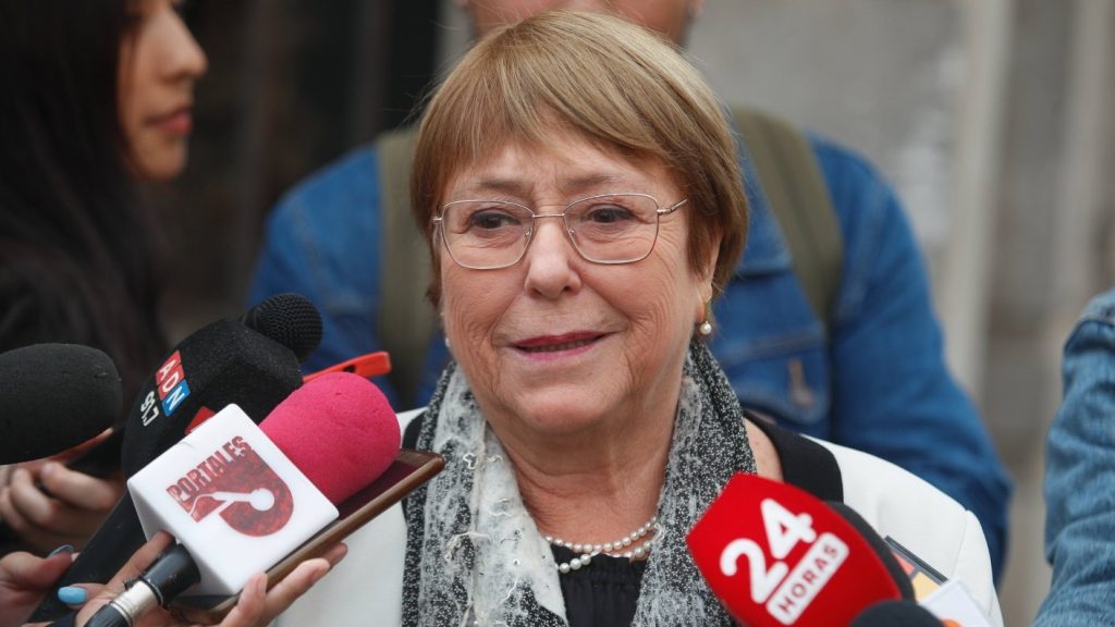 Michelle Bachelet impulsa participación en primarias presidenciales