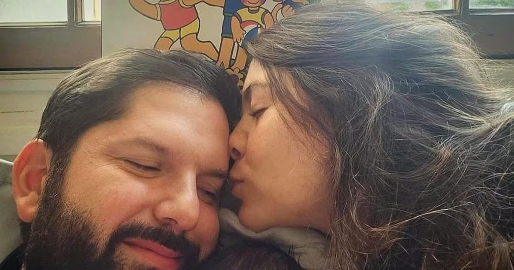 Gabriel Boric Presenta a Violeta y Celebra la Primavera de una Nueva Vida