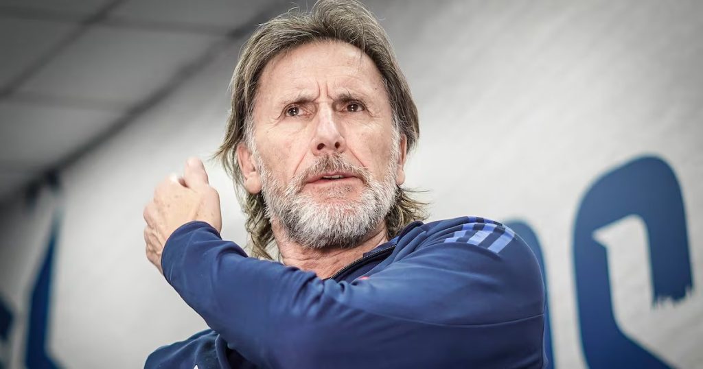 Gareca Elogia a Bassedas y su Impacto en Audax