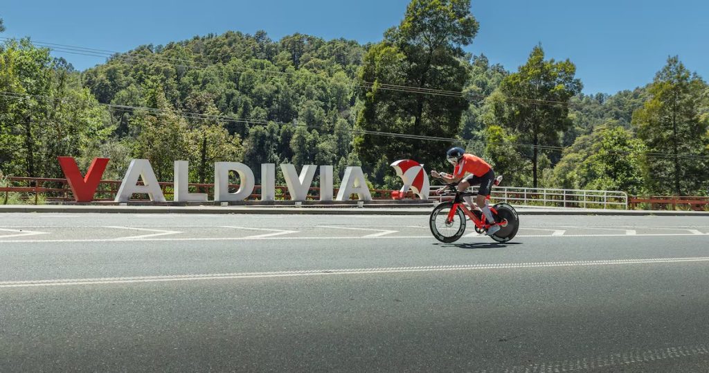 Valdivia se Prepara para el Histórico Ironman Completo en Chile