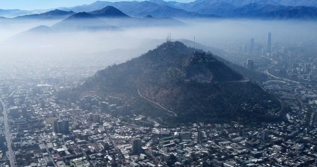 Alerta Ambiental en Santiago: Impacto en la Vida Diaria