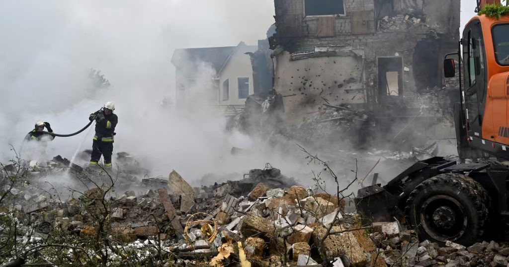 Rusia intensifica ataques contra bases militares en Ucrania