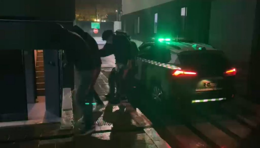 Detienen a jóvenes en intento de robo frustrado en Vitacura