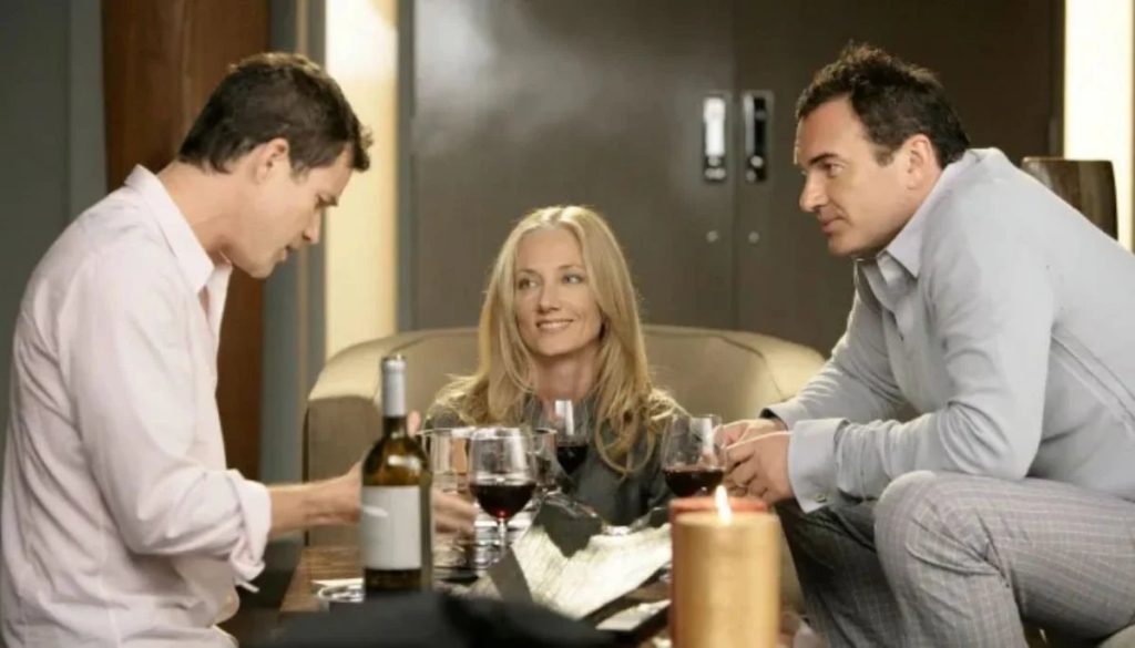 Despedida Emotiva a Julián McMahon: Su Legado Inolvidable