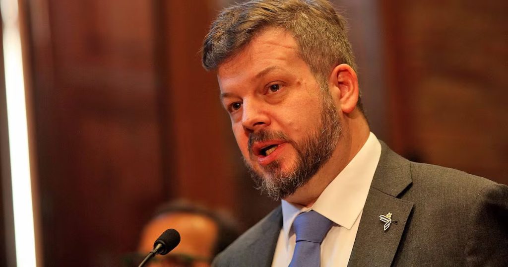 Tribunal Constitucional evaluará destitución de Johannes Kaiser