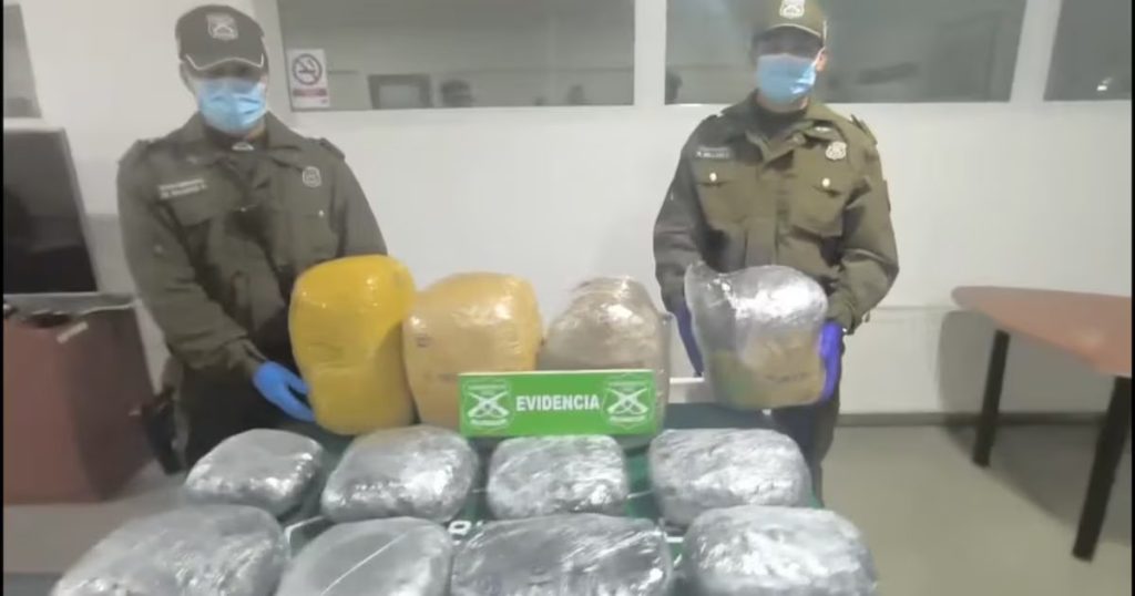 Detienen a Dos en San Bernardo con 31 Kilos de Marihuana