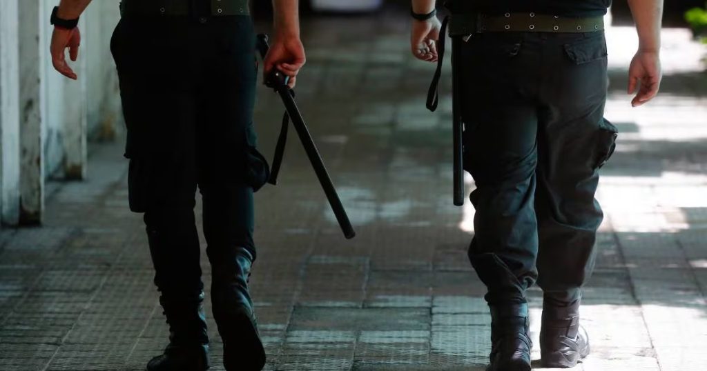 Tres Gendarmes Detenidos por Homicidio en Cárcel de Acha