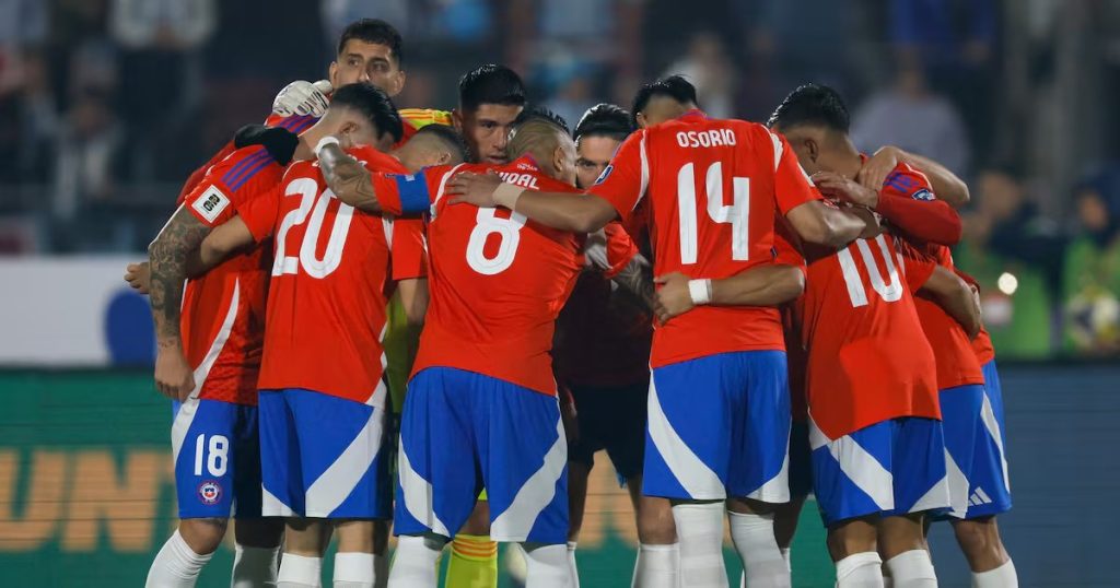 Chile se enfrenta a Brasil y Uruguay para cerrar las Eliminatorias