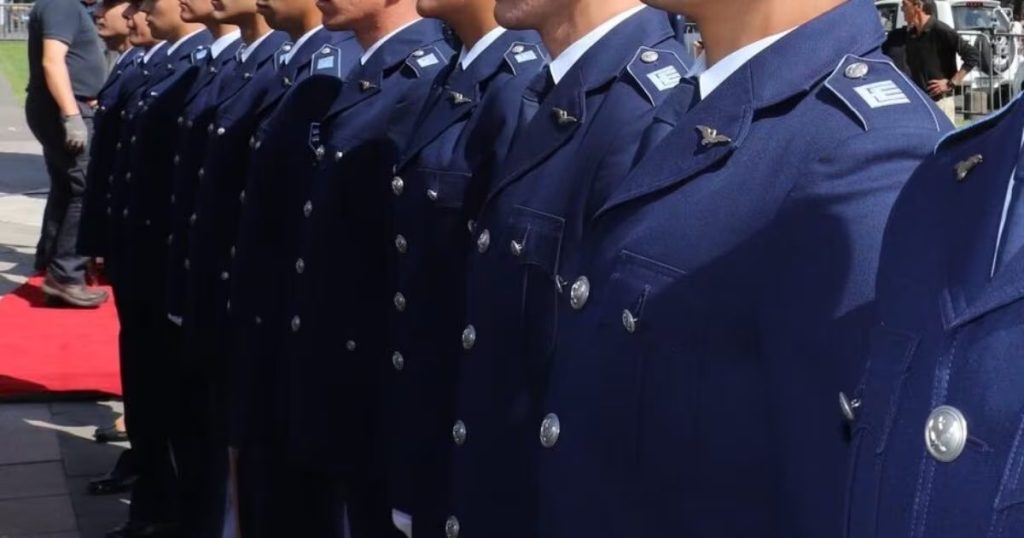 Funcionarios FACH son detenidos por transporte de droga