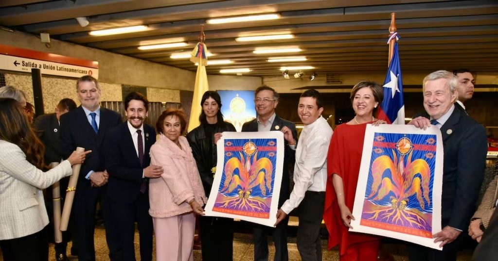 Gustavo Petro y el Arte que Une Colombia y Chile en el Metro