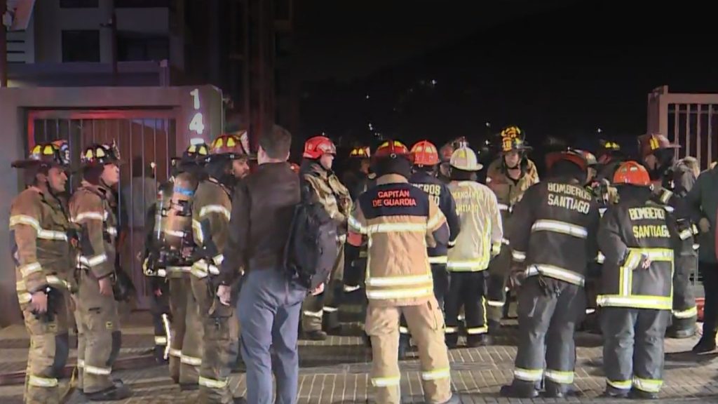 Incendio en Recoleta: Evacuación Masiva de Residentes