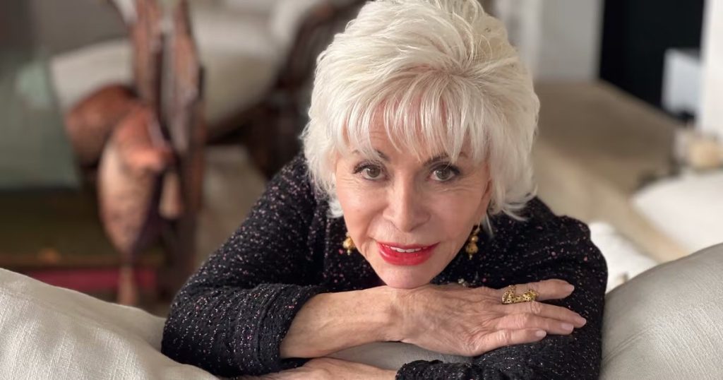 Isabel Allende regresa a Chile con su nueva novela histórica.