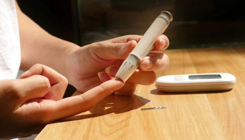 Innovación en Monitoreo de Glucosa para Personas con Diabetes