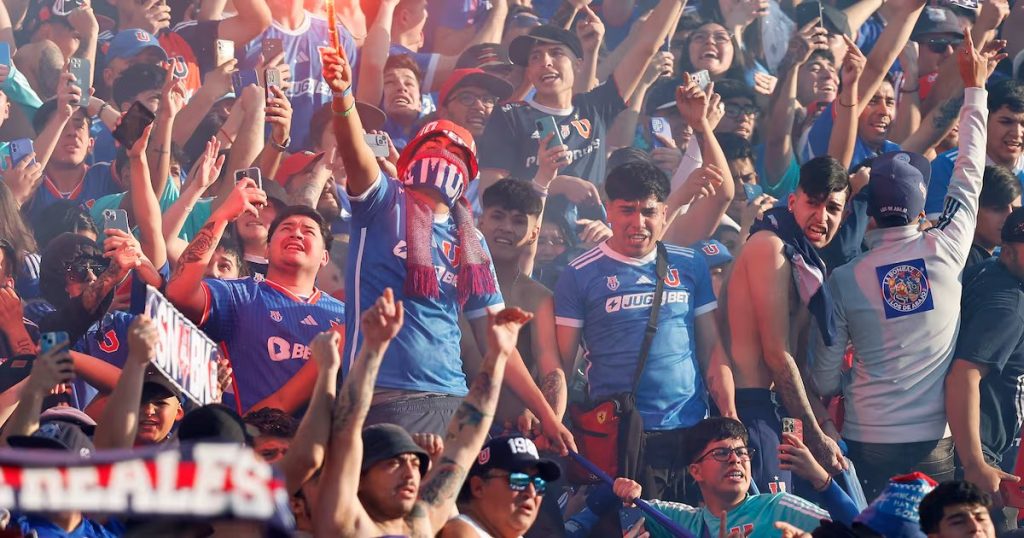 Universidad de Chile busca reducir multa de Conmebol por racismo