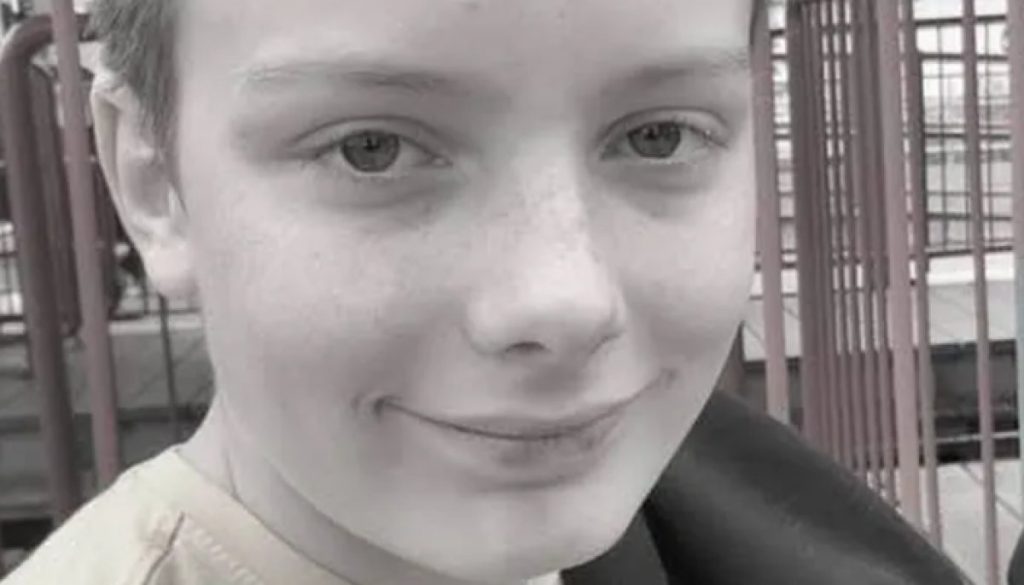 Conmoción en Inglaterra: Niño Muere por Reto Viral en Internet