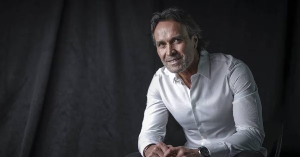 Colo Colo busca redención en el clásico ante la U de Chile