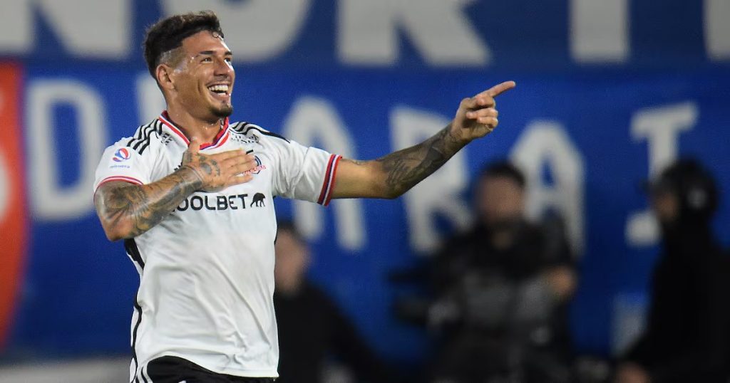 Colo Colo evalúa refuerzos tras oferta de Vasco Da Gama